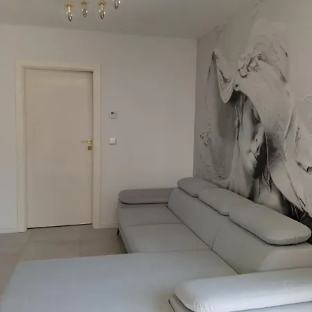 Διαμέρισμα Monika Dziwnowek Z Jacuzzi Wrzosowo (Kamien)