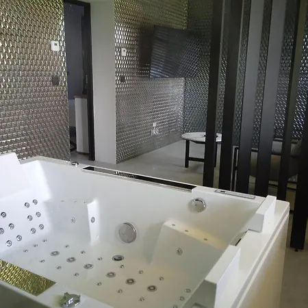 아파트 Monika Dziwnowek Z Jacuzzi